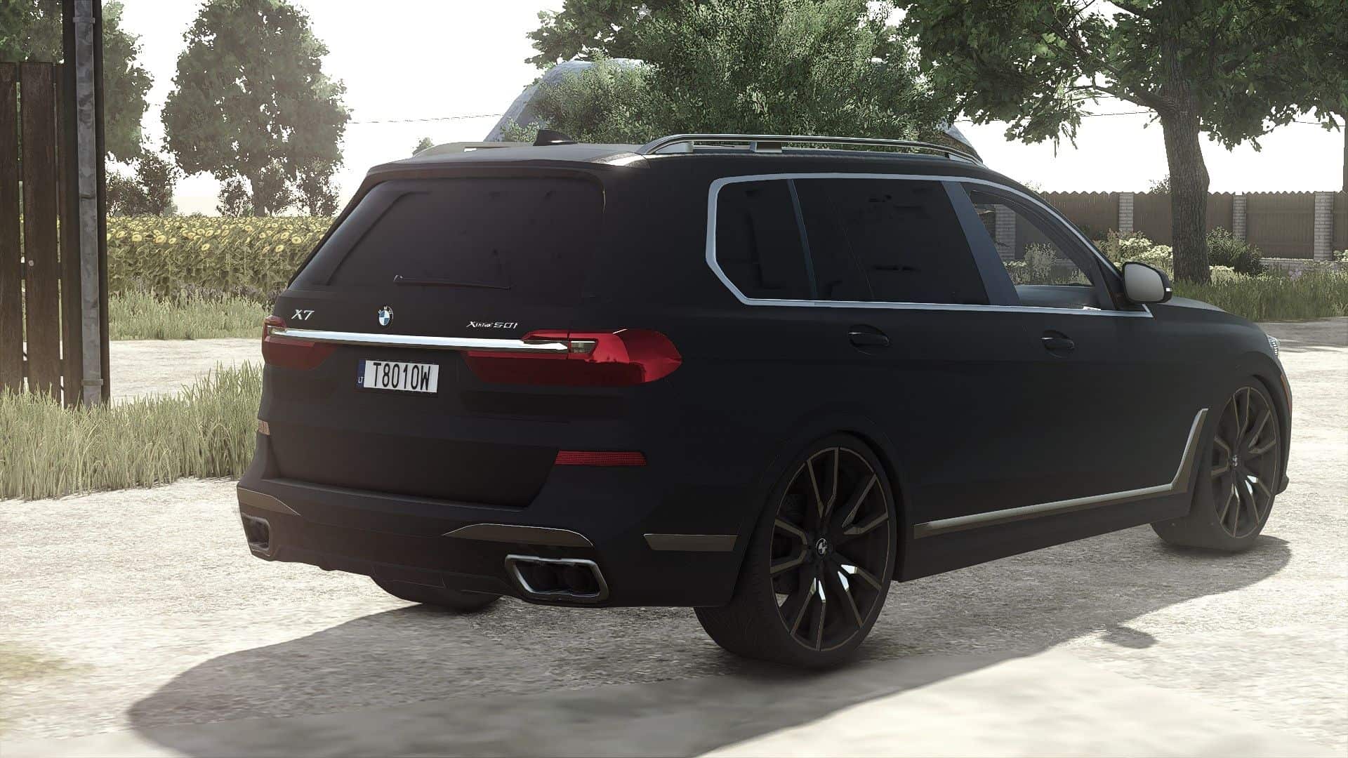 BMW X7 M50i v1.8.0.1