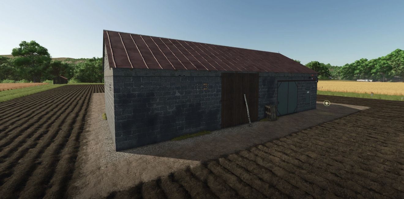 Polish Cow Barn With Storage v1.0